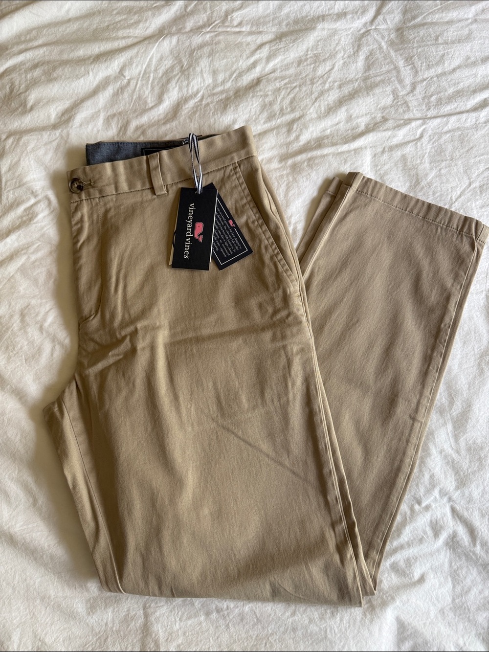 NEW- Vineyard Vines Men's Breaker Pant-  Khaki/Tan Chino- Size 34 Waist